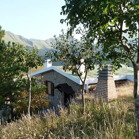 La Kumari Casa vacanze Pintura di Bolognola