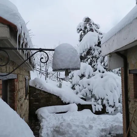 La Kumari Casa vacanze Pintura di Bolognola
