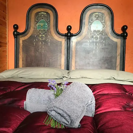 Casa vacanze La Kumari Pintura di Bolognola